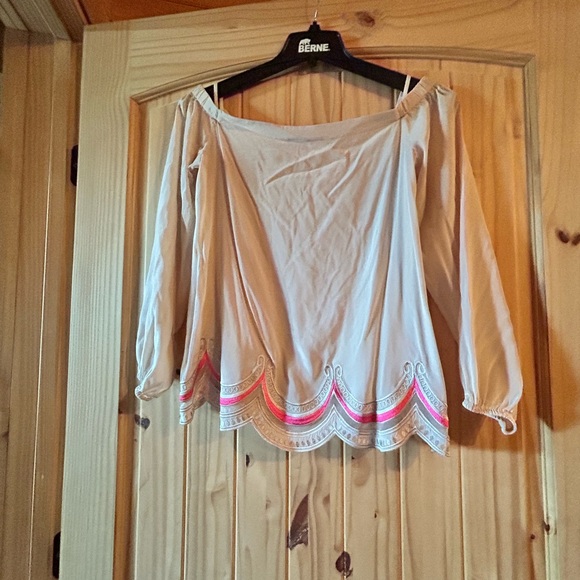 Lilly Pulitzer Off-Shoulder Cream Top - Picture 7 of 8